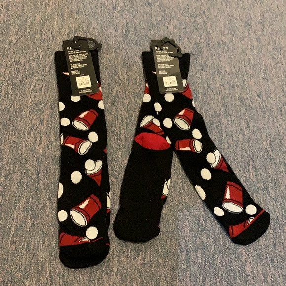 Beer Pong Socks - Pack of 2 - Picture 5 of 7